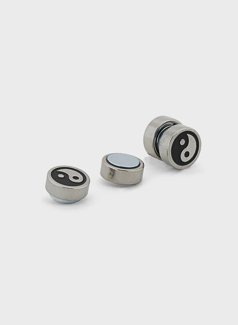 Seventy Five Yin Yang Magnetic Stud Earring