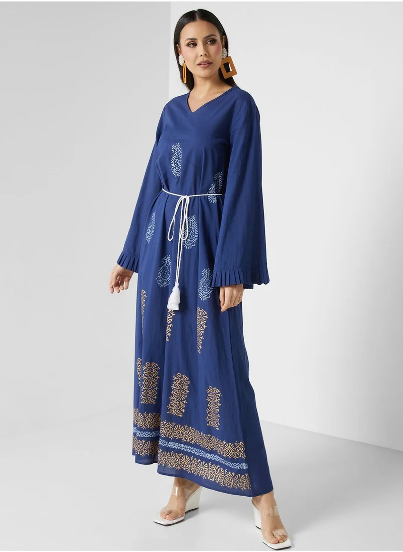 ارابيان كلوزيت Embroidered Tiered Jalabiya