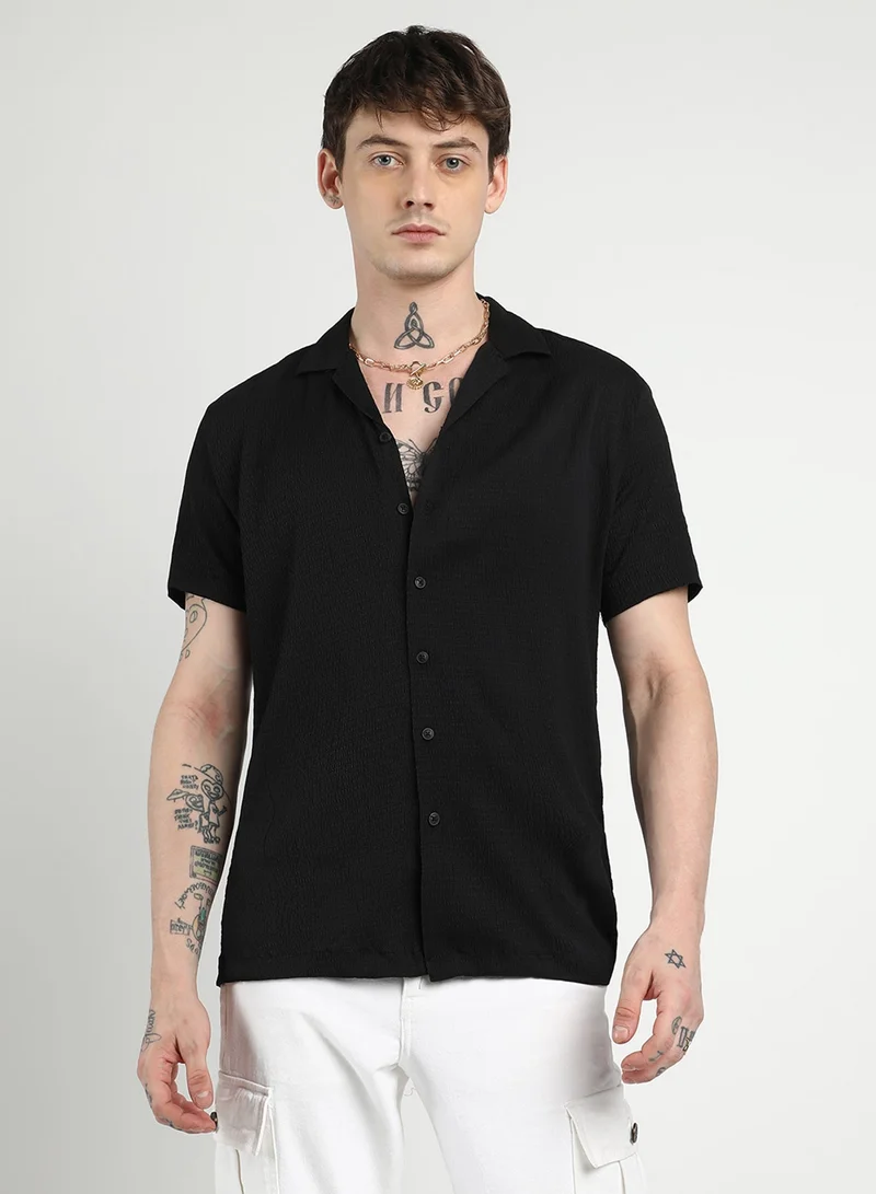 كامبوس سوترا Men's Onyx Black Creased Shirt For Casual Wear | Cuban Collar | Short Sleeve | Button Closure | Shirt Crafted With Comfort Fit For Everyday Wear