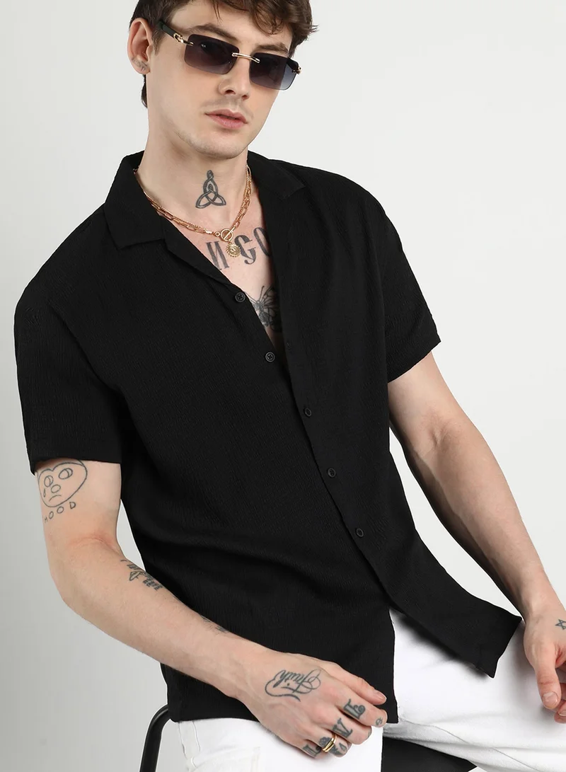 كامبوس سوترا Men's Onyx Black Creased Shirt For Casual Wear | Cuban Collar | Short Sleeve | Button Closure | Shirt Crafted With Comfort Fit For Everyday Wear