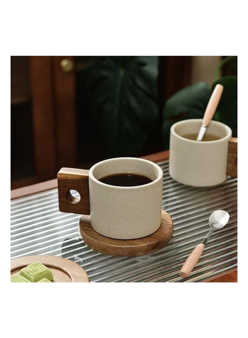 ايكانبو طقم أكواب قهوة سيراميك سعة 300 مل مع صحن خشبي من خشب الأكاسيا، للشاي واللاتيه والإسبريسو والكابتشينو، طقم أكواب بمقبض خشبي من البورسلين غير المزجج - Image 2