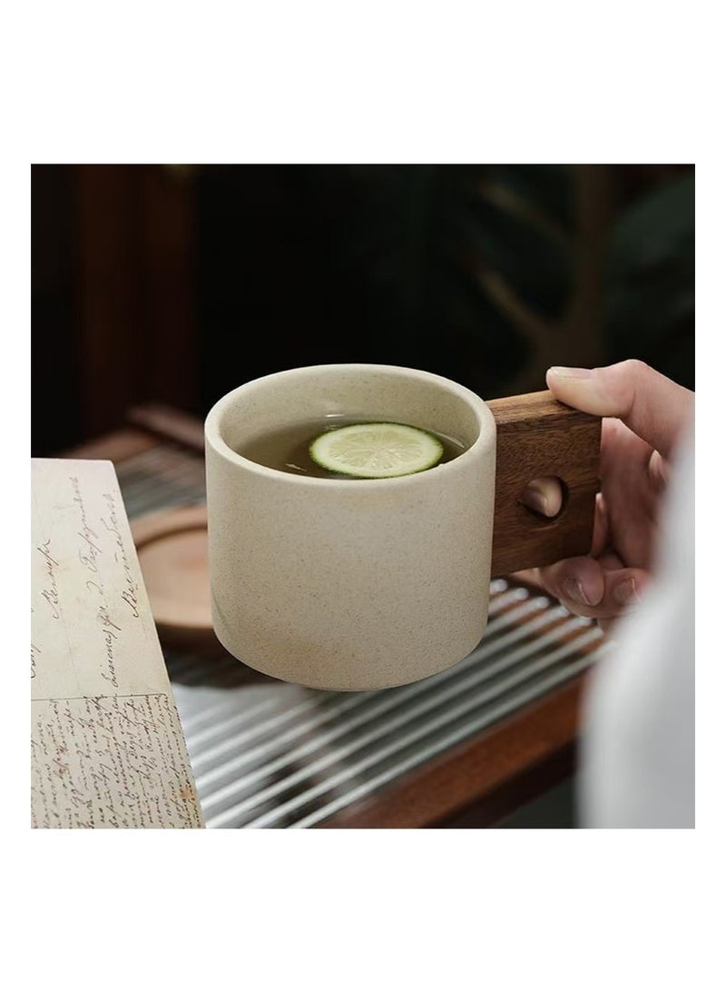 ايكانبو طقم أكواب قهوة سيراميك سعة 300 مل مع صحن خشبي من خشب الأكاسيا، للشاي واللاتيه والإسبريسو والكابتشينو، طقم أكواب بمقبض خشبي من البورسلين غير المزجج - Image 5