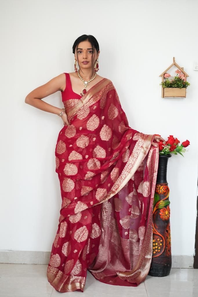 Shiv Textiles Women's Silk Blend Dual Tone Jacquard Ready To wear Saree(S-5039-Red) - Image 3
