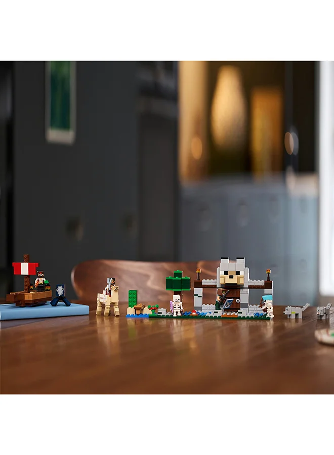 LEGO Minecraft The Pirate Ship Voyage 21259 (166) Pieces