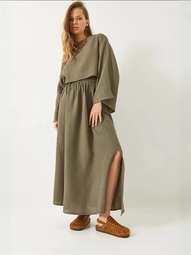 Bianco Lucci LUCCI Textured Crew Neck Blouse and Skirt Set