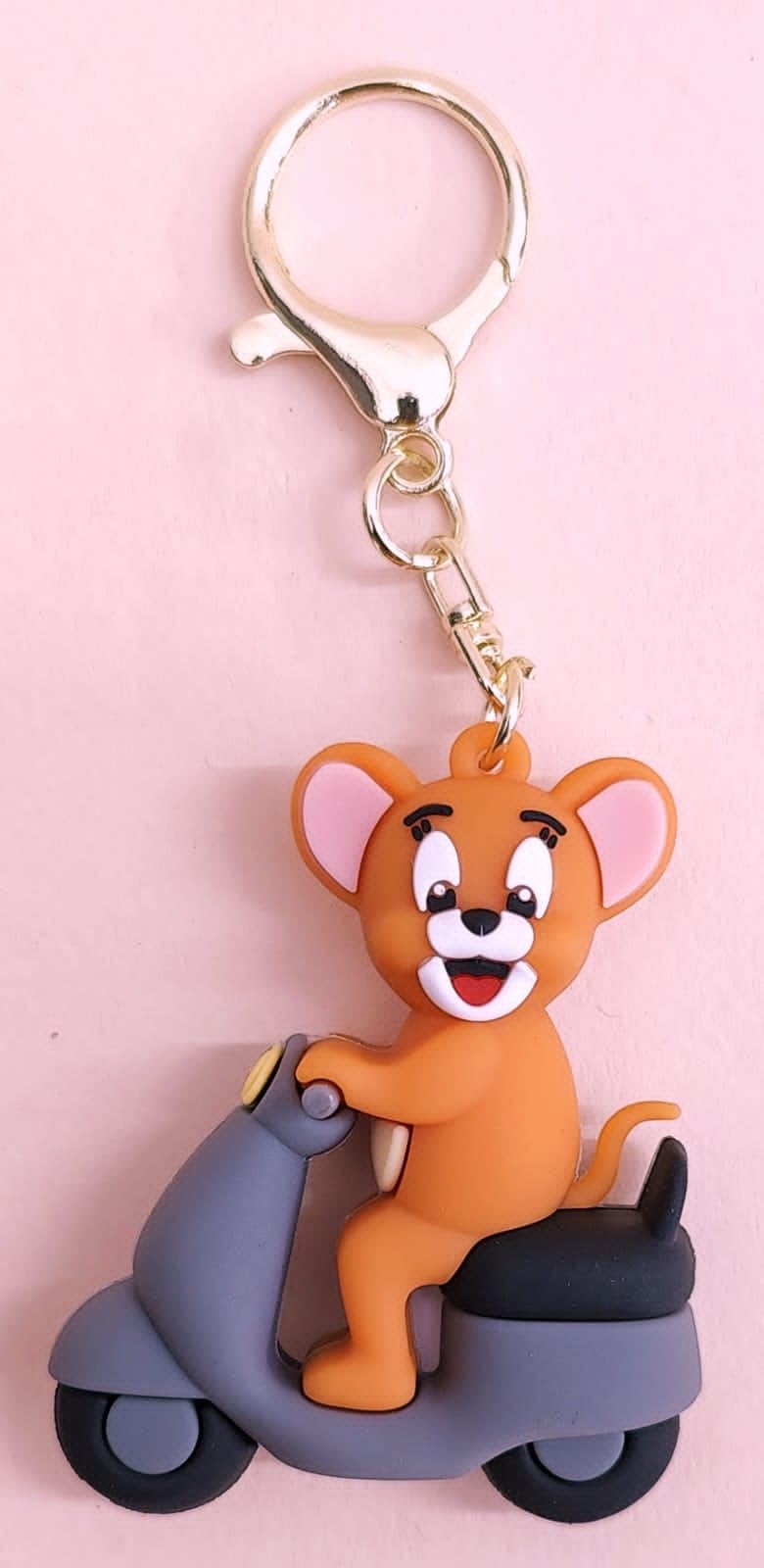 Tera13 TERA 13 Keychain for Kids Metal Keychain 3D rubber Keychain with strap, keychain for Bikes and Cars Key Ring Hook Holder Car Pendant Gift for Girls Boys and Men (1 pcs mouse) - Image 3