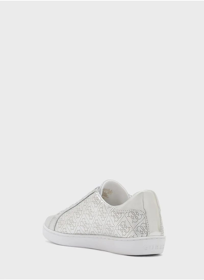 GUESS Rosalia8 Laminato Low Top Sneakers