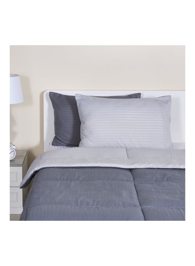 Home Box 3-Piece Bristol Reversible Comforter Set  - Image 3