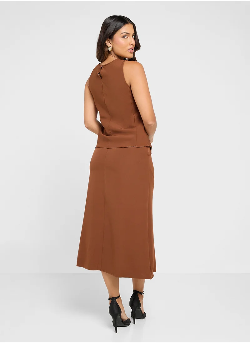 ايلا Sleeveless Top & Skirt Set