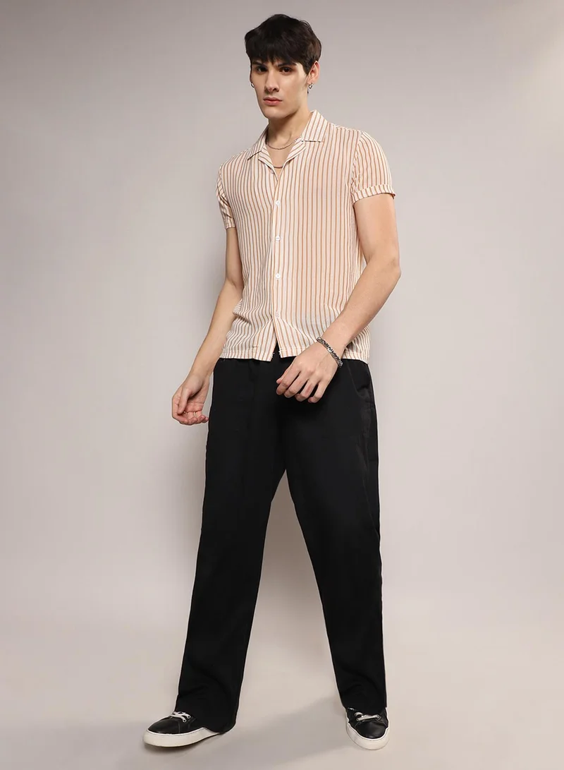 Campus Sutra Campus Sutra Men's White & Brown Unbalanced Striped Shirt For Casual Wear | Spread Collar | Short Sleeve | Button Closure | Shirt Crafted With Comfort Fit For Everyday Wear