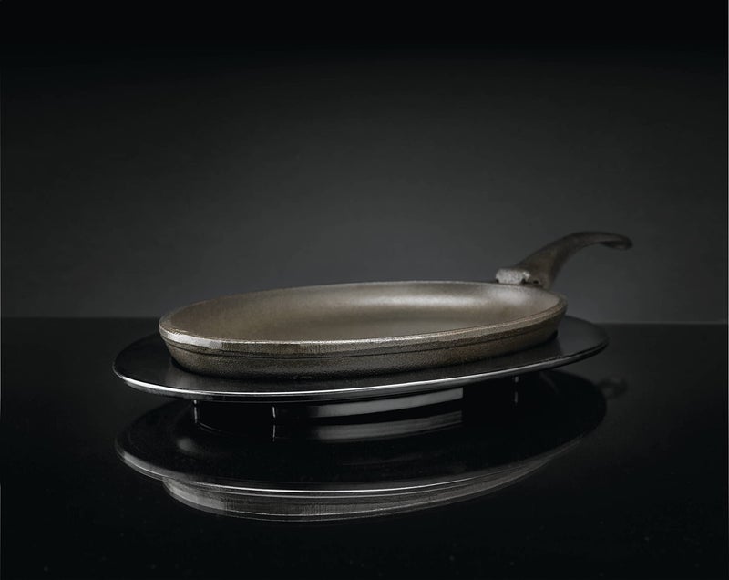 Napoleon Cast Iron Skillet - Pre-Seasoned, Use On Side Burner or Grill Grates, Removable Handle - Image 3