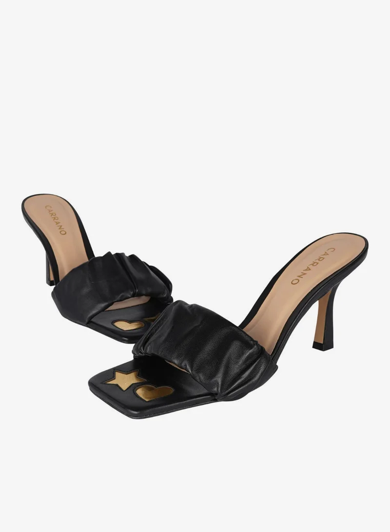 كارانو كارانو موضة نسائية بنعل مربع مطبوع