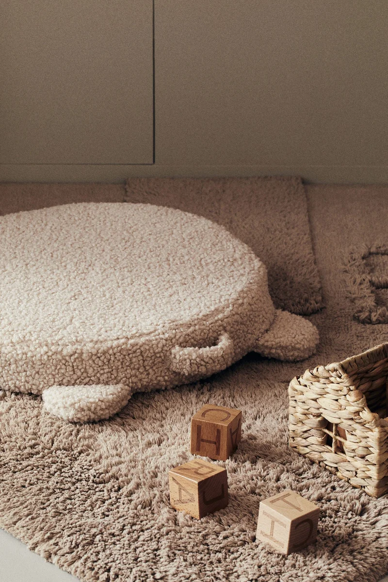 H&M Teddy floor cushion