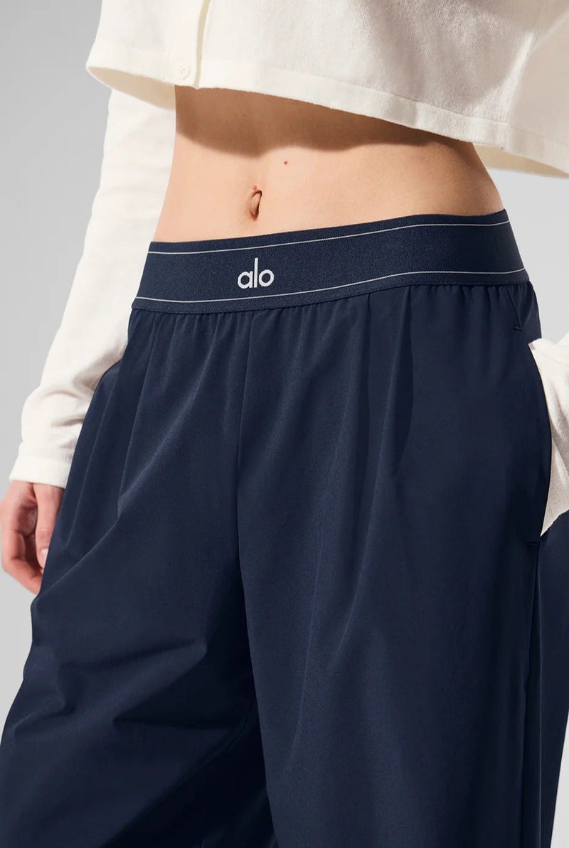 Alo Yoga Women's High-Waist Wide Leg Lounge Pants – Lightweight Relaxed Fit Casual Travel, Yoga & Everyday Wear Trousers with Side Pockets – Navy-Blue– Suit Up Trouser (Regular) - Image 4