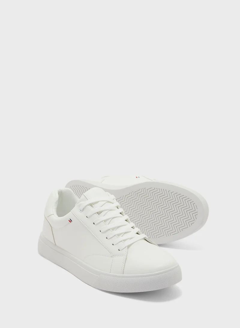 Seventy Five Casual Sneakers