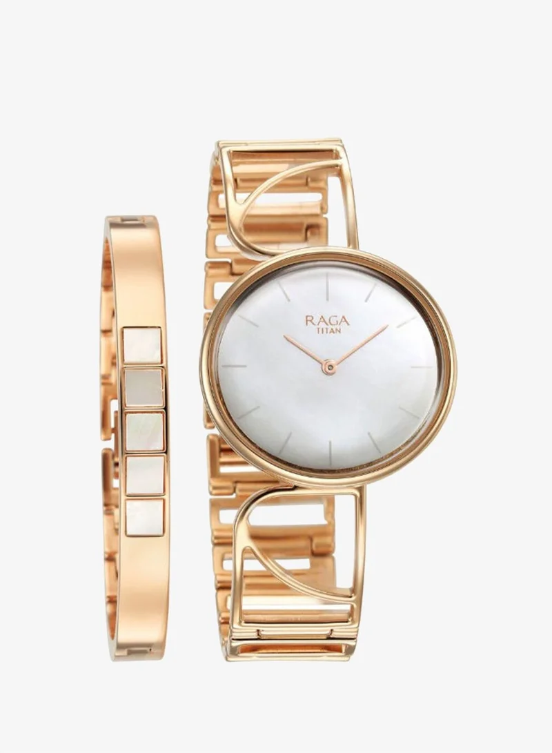تيتان Women's Metal Analog Watch 95226WM01 - 35 mm