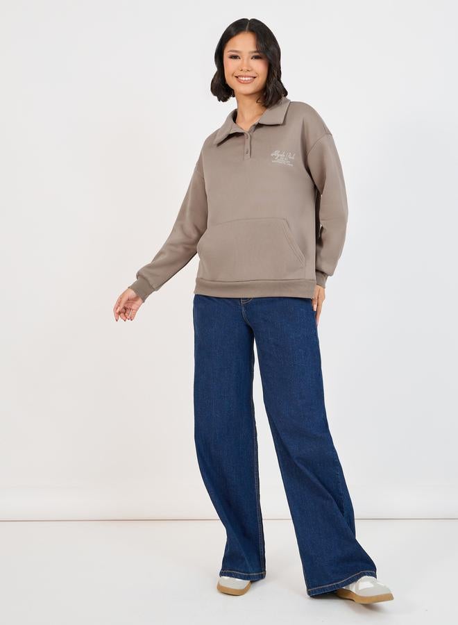 ستايلي سويت شيرت فضفاض بياقة بولو وتفاصيل مُطرزة - Image 2