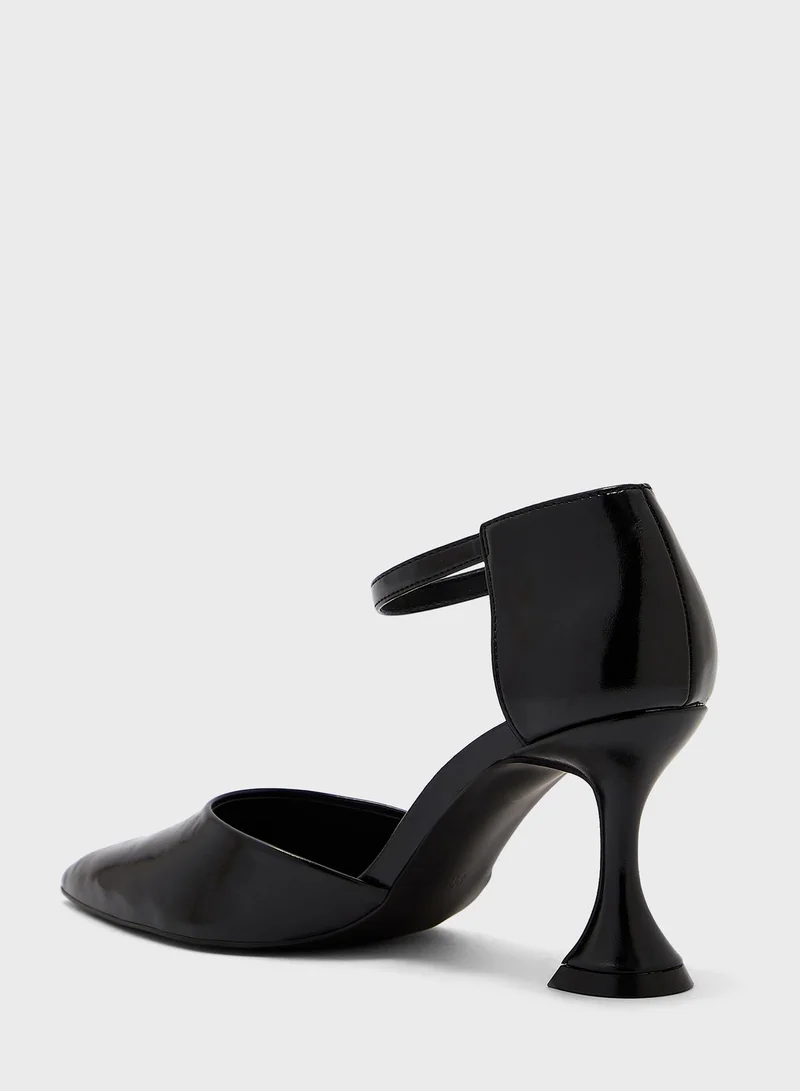 ONLY Pointed Toe Pumps