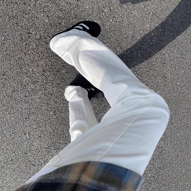 Unisex Classic Denim Jeans Loose Fit Daily Outdoor Wear - Image 4