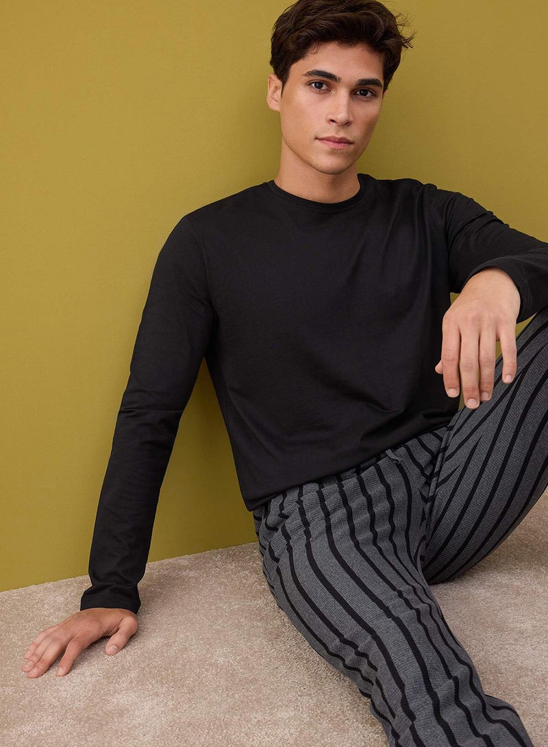 trendyol Black - Anthracite Regular Fit Striped Textured Knitted Pajama Set Tmnaw26Pt00006 - Image 2