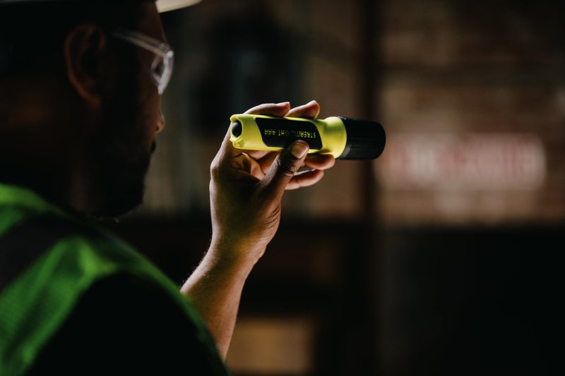Streamlight 68244 4AA ProPolymer 200-Lumen Lux Class 1, Div 2 Industrial Flashlight, Yellow - Image 3