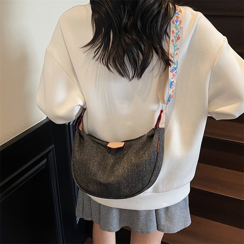 Fashionable Wide Strap Crescent Crossbody Bag - Image 3