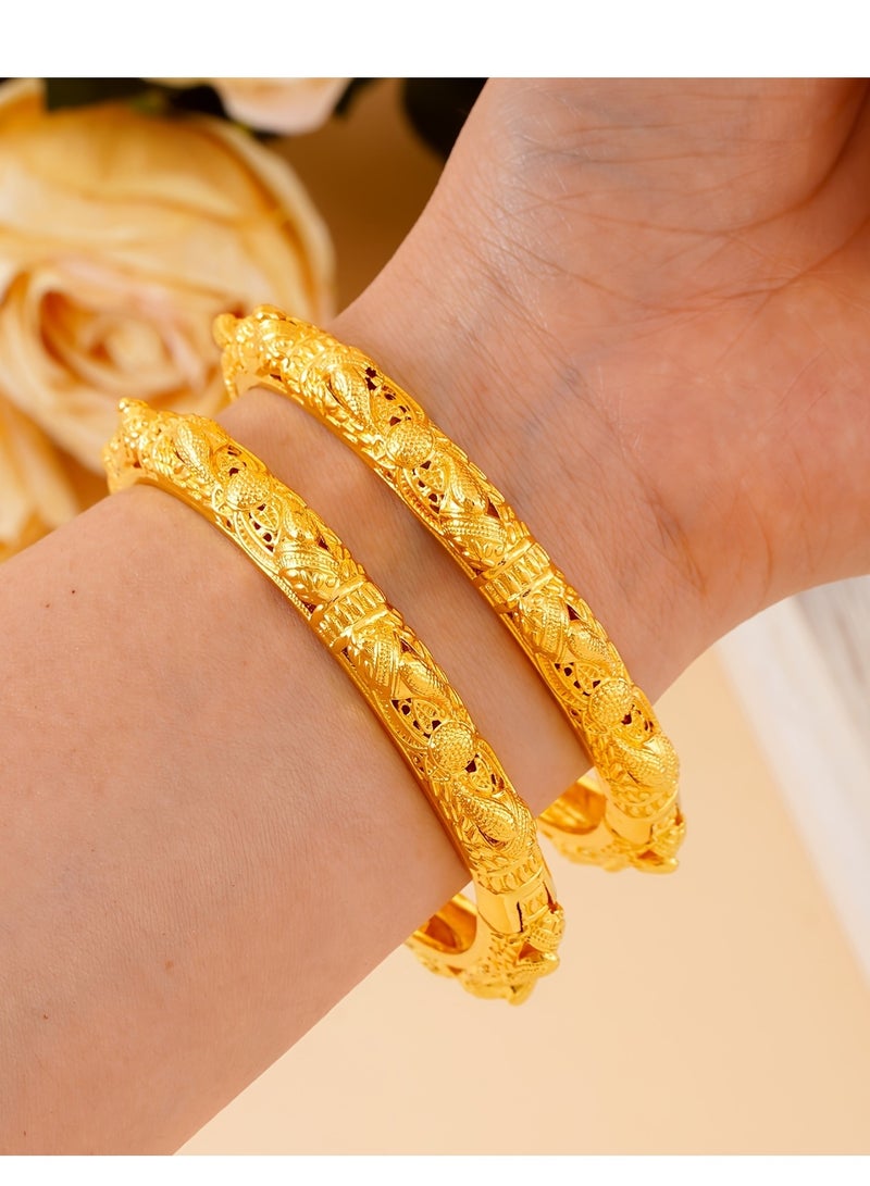 FASHION Carved Printed Hollow Women's Fashion Bracelet  - Image 4