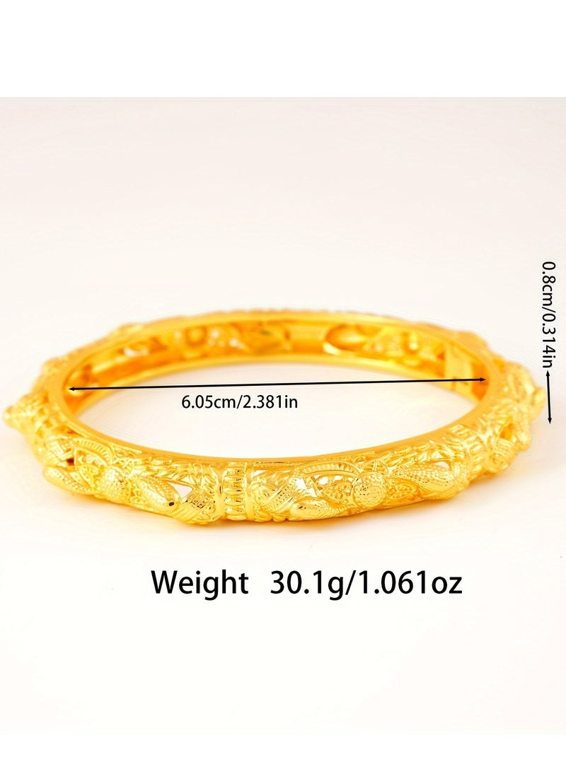 FASHION Carved Printed Hollow Women's Fashion Bracelet  - Image 1