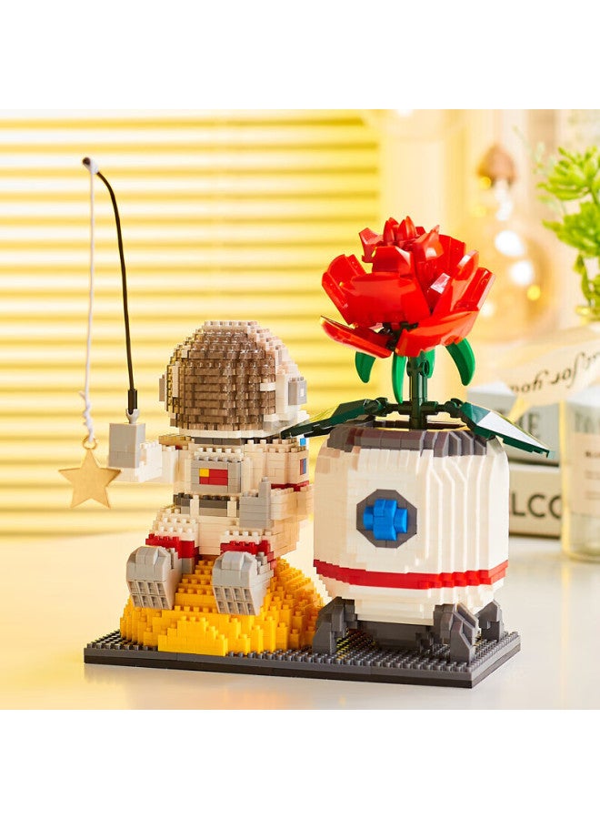 Buluqi Astronaut Pen Holder Building Blocks Educational Toy For Girls 6-12 Years Old, Children's Toy For Boys, Birthday And New Year Gift - Image 3