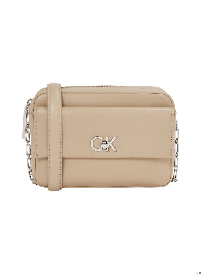 كالفن كلاين حقيبة كاميرا كروس - Image 1