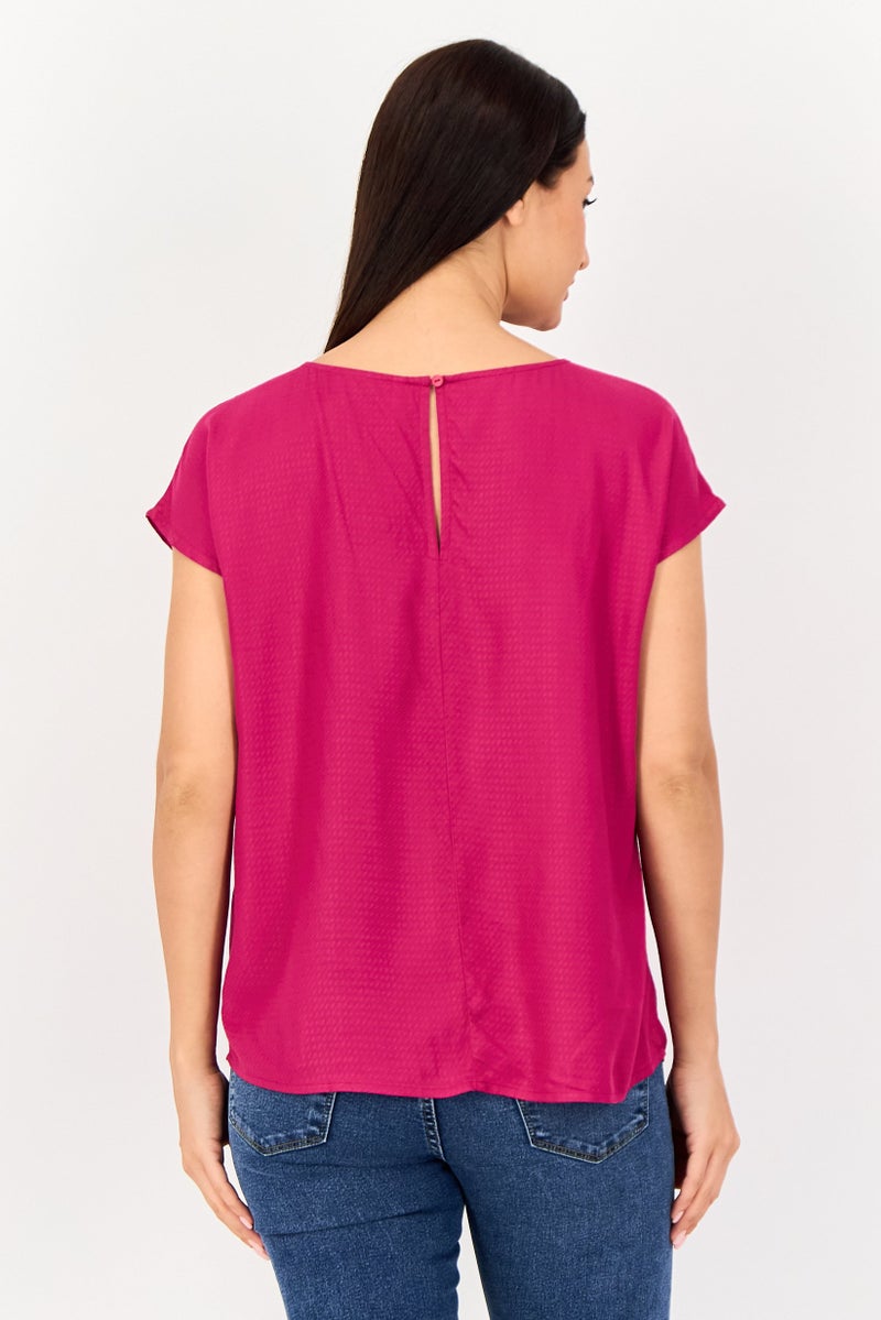 VERO MODA تي شيرت قصير الأكمام بتصميم منسوج من فيرو مودة للنساء، بياقة دائرية، وردي - Image 2