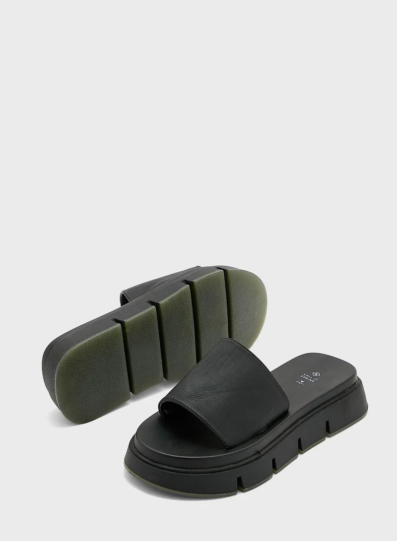 CALL IT SPRING Elama Chunky Flat Sandals