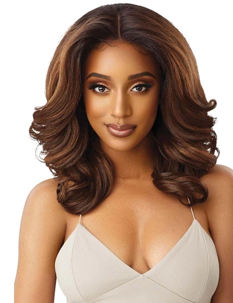 Outre LACEFRONT PERFECT HAIR LINE Glamorous Wavy Fully Hand-Tied 13â€x 6â€ Frontal HD Baby Hair Transparent Lace Easy-to-Style Heat Friendly - JULIANNE (1B) - Image 1