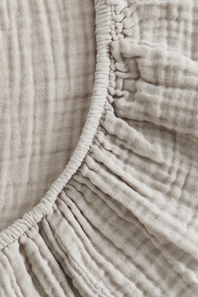 H&M Muslin cot fitted sheet