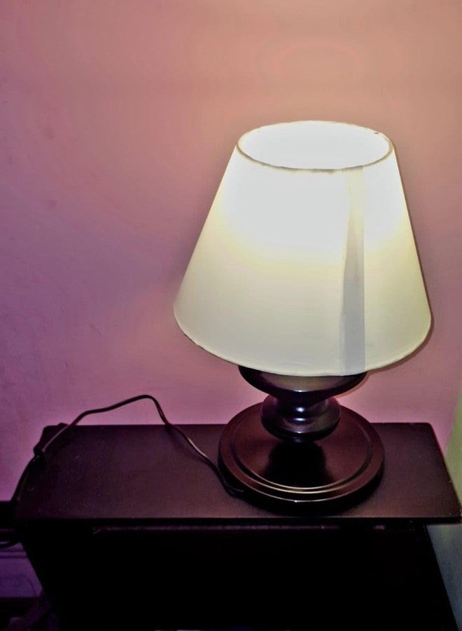 مصباح طاولة أنيق وعصري من SECURE DECOR بقاعدة سوداء كلاسيكية وغطاء قماشي أبيض | إضاءة محيطة ناعمة لغرفة المعيشة، غرفة النوم، المكتب | مصباح ديكور أنيق بجانب السرير مع حامل لمبة E27 - Image 1