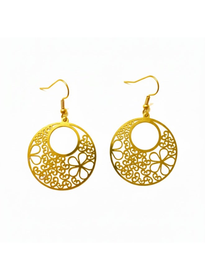 جوليا ستور أقراط متدلية دائرية مجوفة من الفولاذ المقاوم للصدأ المطلي بالذهب عيار 18 قيراطًا، بتصميم أنيق وفاخر مستوحى من الطراز المصري الشرقي البدوي التقليدي. هدية مثالية للنساء. - Image 1