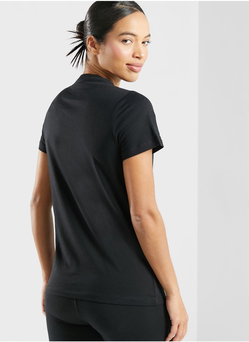Reebok - Vector Graphic T-Shirt - Image 1