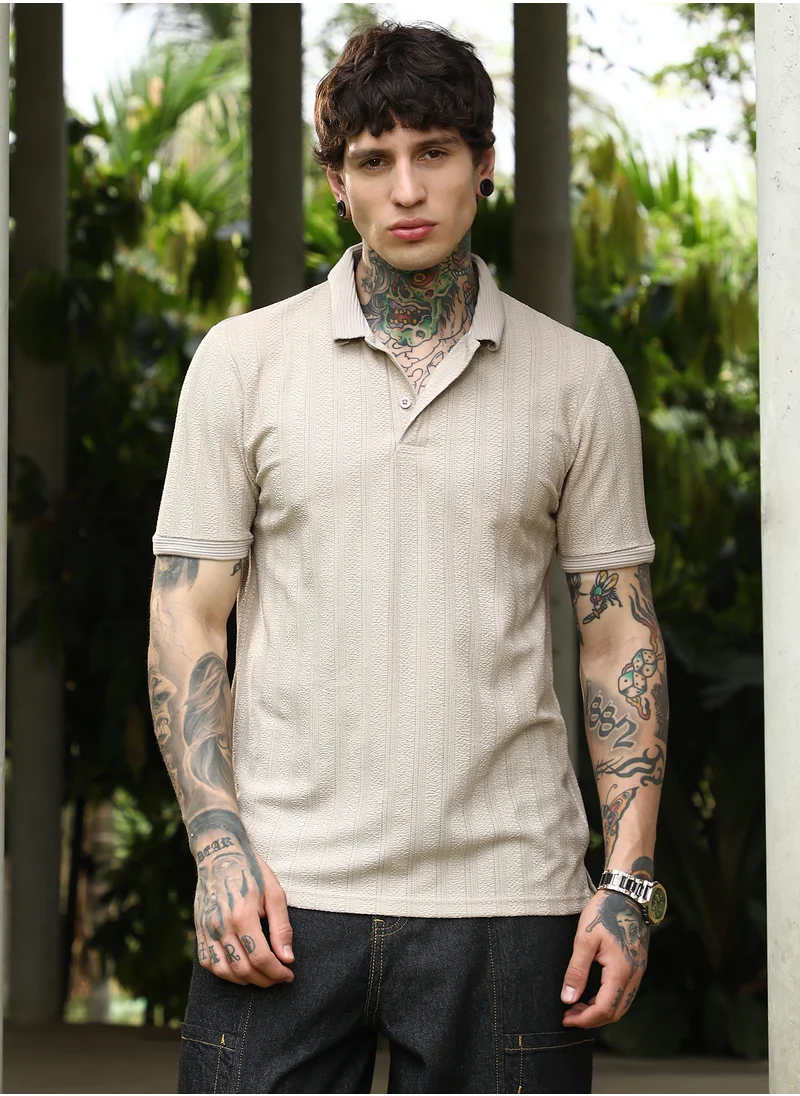 كامبوس سوترا Men's Ecru Beige Texture-Lined Polo T-Shirt For Casual Wear | Polo Neck | Short Cuffed Sleeves | Half-Button Closure | T-Shirt Crafted With Comfort Fit For Everyday Wear