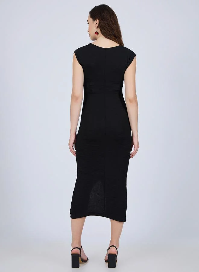 Outzidr  Black Textured Knit Bodycon Midi Dress for Women | Best Price UAE