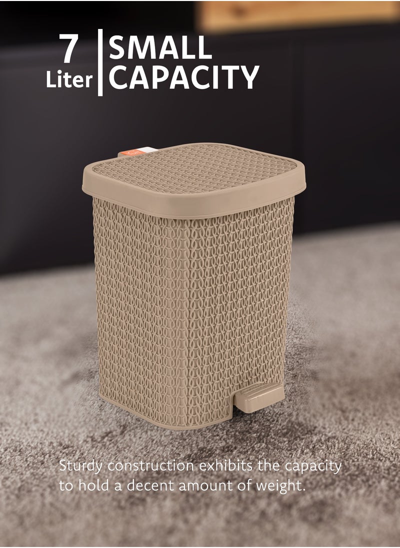Turt Turt Step-on Waste Bin with Pedal 7 Ltr  - Image 2
