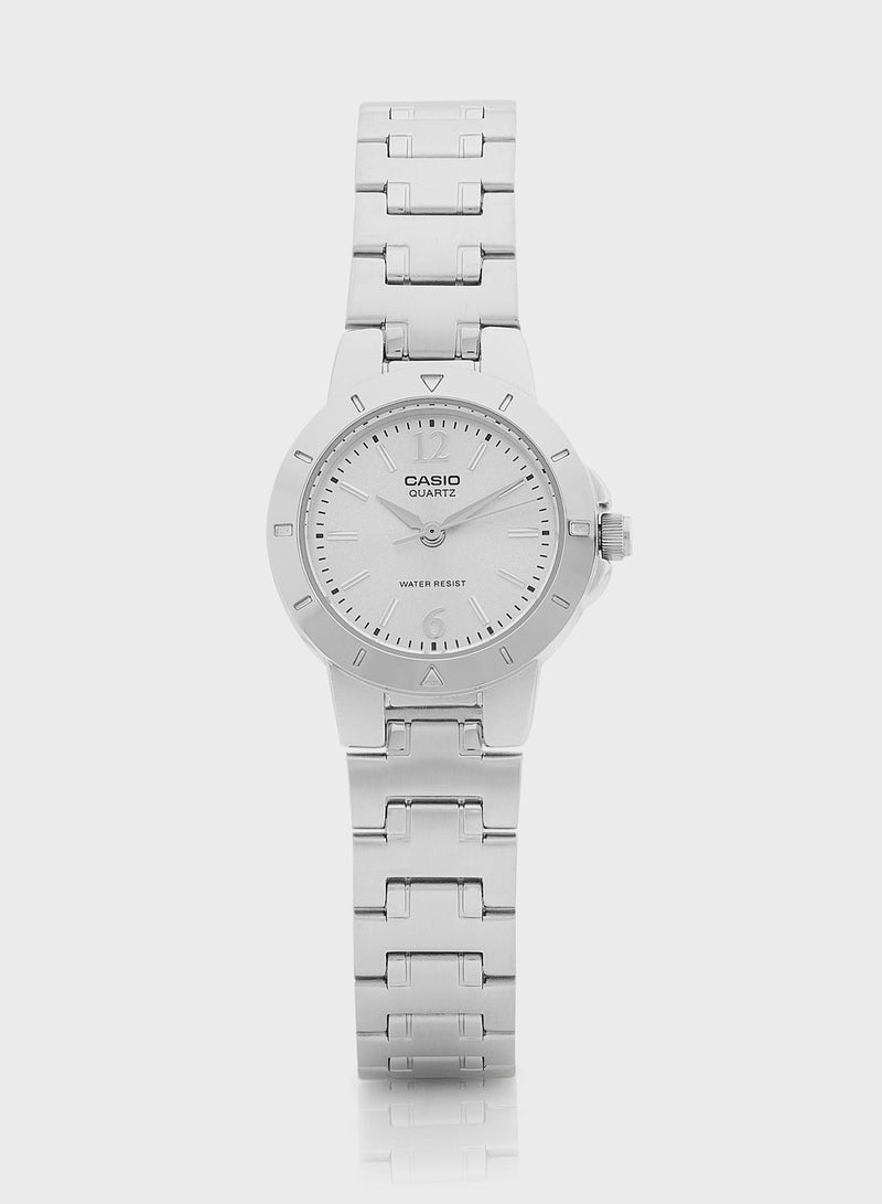 كاسيو ساعة يد بعقارب وسوار من الفولاذ - Image 1