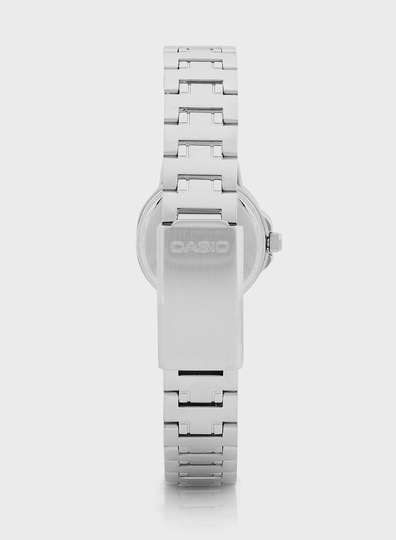 كاسيو ساعة يد بعقارب وسوار من الفولاذ - Image 4