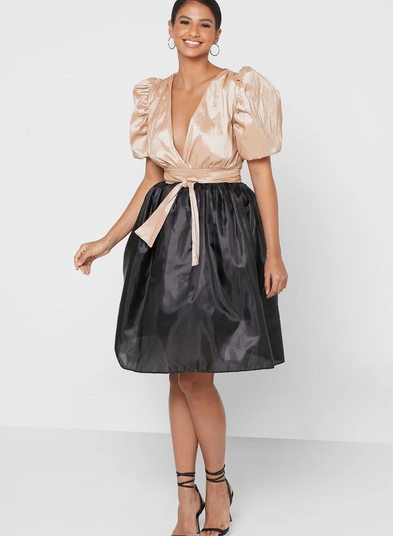 I SAW IT FIRST Champagne Taffeta Extreme Puff Sleeve Tie Front