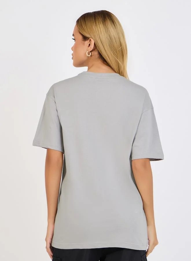 Styli Styli Oversized Forward Shoulder T-Shirt with Pocket and Short Sleeve
