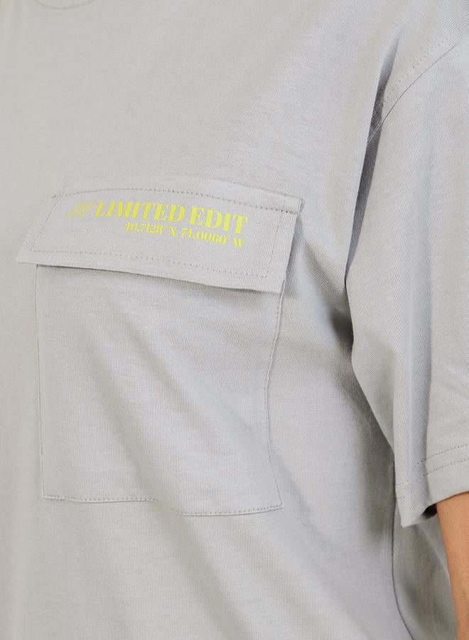 Styli Styli Oversized Forward Shoulder T-Shirt with Pocket and Short Sleeve - Image 3