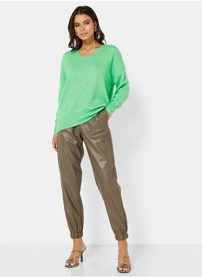 VERO MODA Essential V Neck Sweater