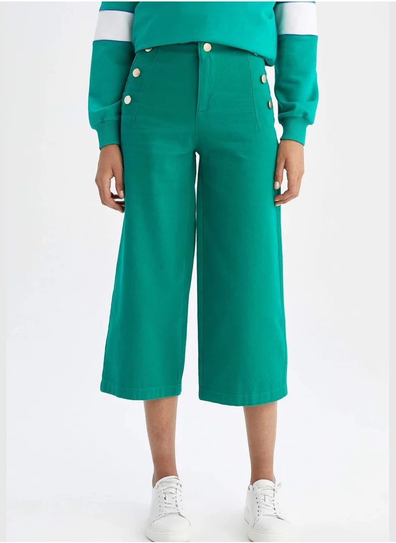 DeFacto Woman Crop Wide Leg Trousers