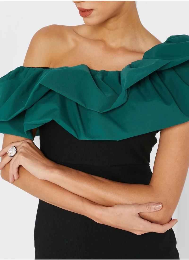 the no name style One Shoulder Ruffle Detail Dress