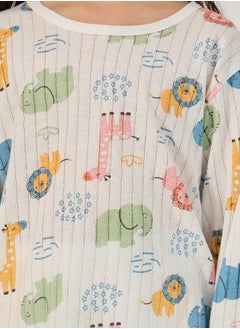 Styli All-Over Print Round Neck T-Shirt and Pyjama Set  - Image 3