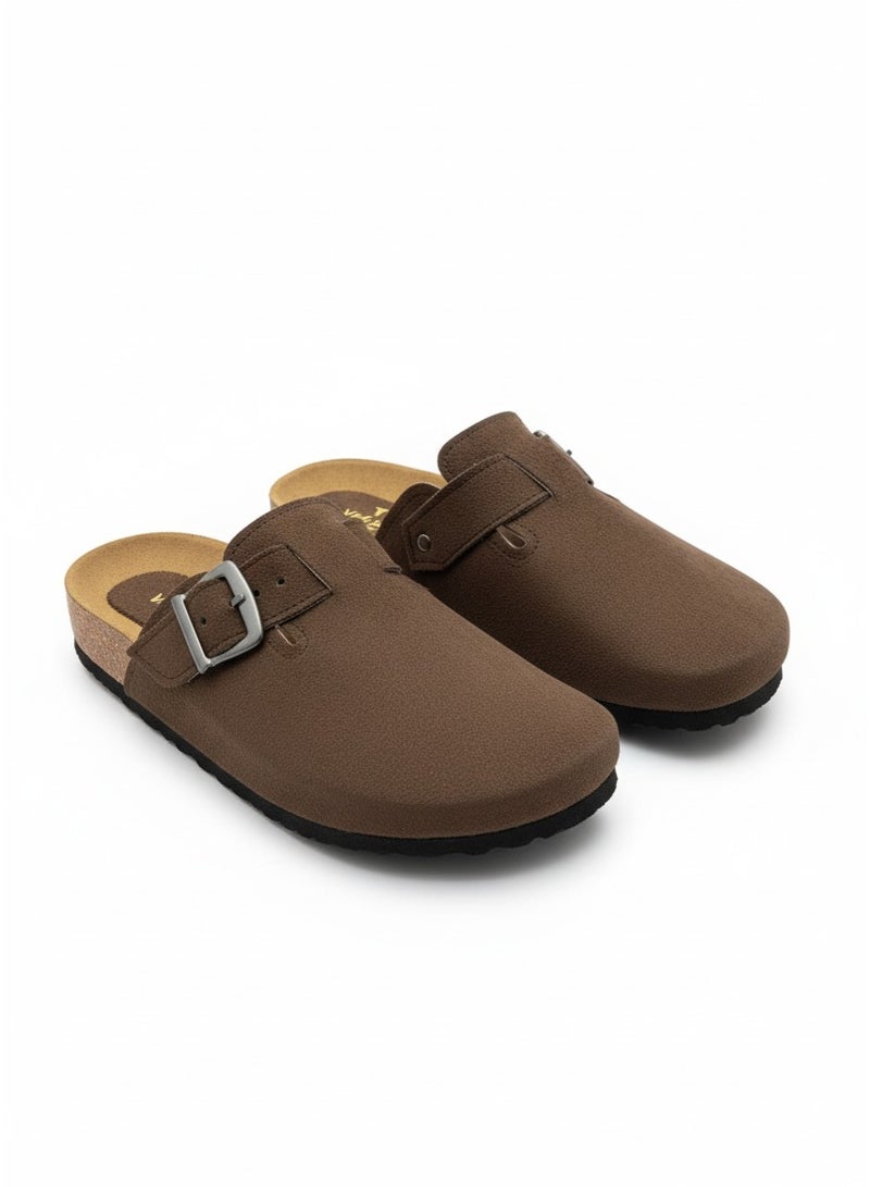 Vbranda Comfortable closed-toe slipper with side buckle SF-72-BROWN - Image 1
